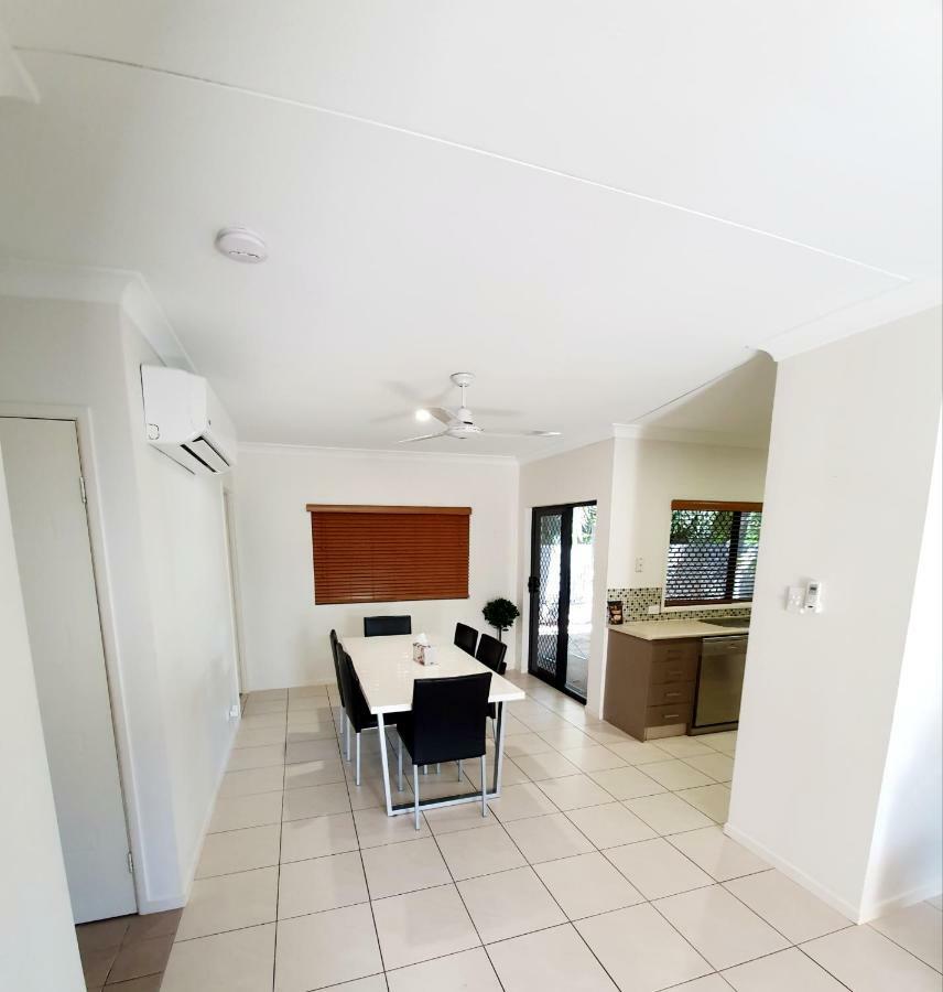 3 Bedroom Central Home Townsville Eksteriør billede