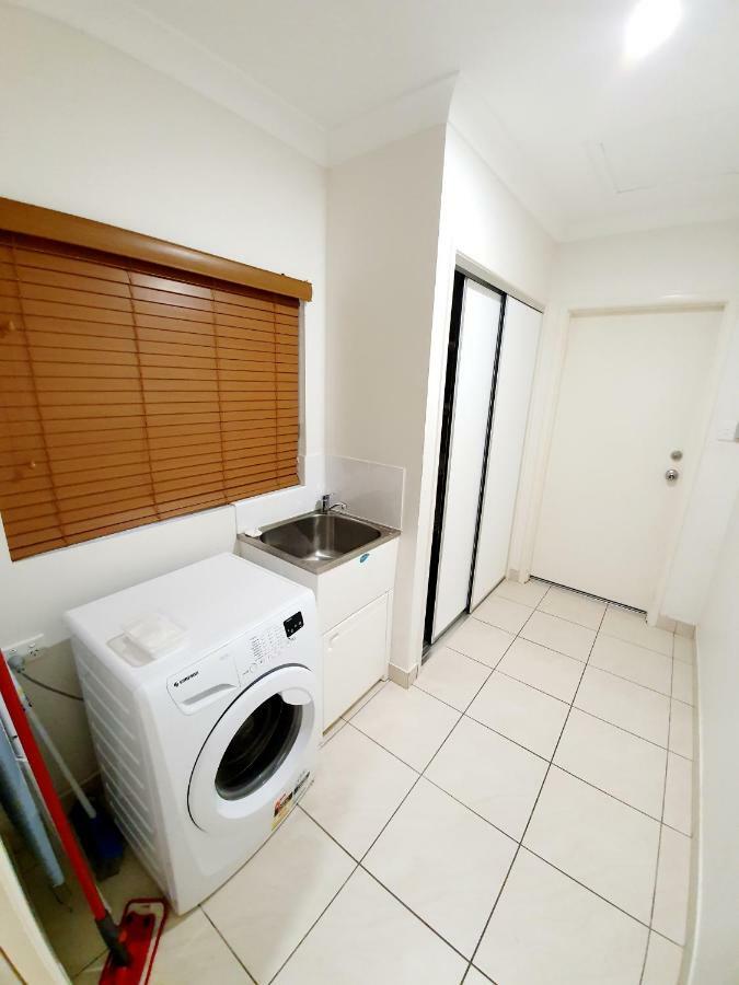 3 Bedroom Central Home Townsville Eksteriør billede